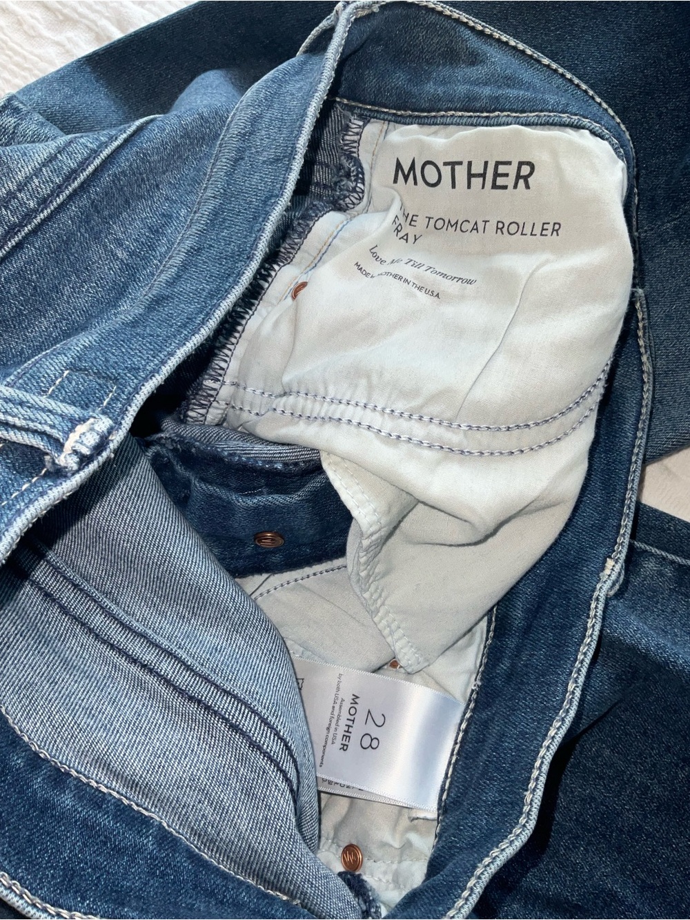 MOTHER Tomcat Roller Fray Jeans - Picture 3 of 7